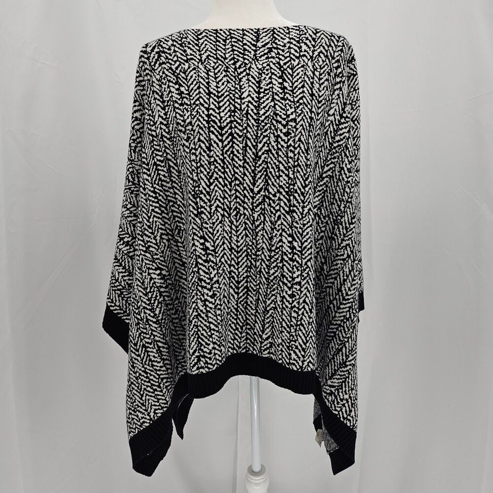 LULULEMON Divinity Poncho Woven Herringbone Black White Cashmere One Size